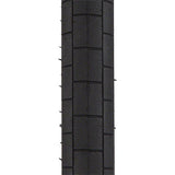 Resist Nomad Tire Black 700x45c"